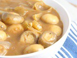 Mushrooms in Cajun Gravy | Vegan