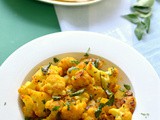 Lehsuni Gobhi | Lasooni gobi | Cauli florets stir fried w/ garlic
