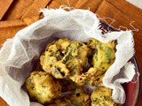 Spinach lentil fritters | Paalak Vada