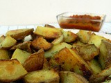 Ψητές κόκκινες πατάτες με σπιτική σάλτσα bbq – Roasted red potatoes with homemade bbq sauce