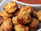 Pepperoni Pizza Puffs