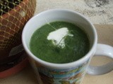 Spinach Soup with Greek Yogurt in a Mug