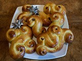 Lucia Buns