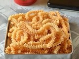 Cashewnut Murukku Recipe | Mundhiri Murukku –Easy Diwali Snack Recipes