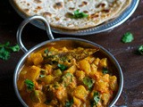 Potato Kurma Recipe – Urulai Kurma + Video