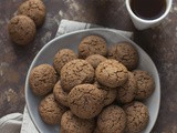 Biscotti al cioccolato fondente e zucchero di cocco