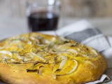 Focaccia di zucca alle cipolle e rosmarino