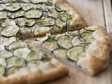 Galette di mais bianco alle erbe aromatiche con zucchine
