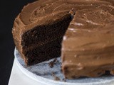 Torta glassata al cioccolato e caffè