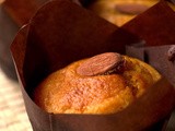 Muffin alla carota e mandorle senza grassi