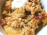 Old Fashioned Peach Crumble
