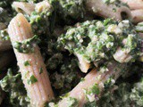 Pasta al pesto di bietole e rosmarino