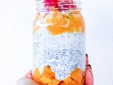 Chia Pudding al Mango. a colazione con Alpro