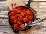 Polpette di lenticchie al sugo | Ricetta vegan e light