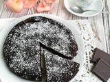 Torta al Cioccolato con 2 Ingredienti senza Farina, Burro e Zucchero