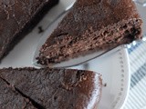 Flourless Chocolate Cake with a touch of Coconut and Almond (Gluten and Sugar Free)