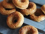 Vegan Apple Cinnamon Donuts