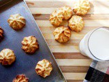 Coconut macaroons eggless|easy coconut macaroons