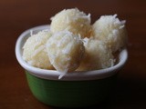 Snowy, pillowy soft gooey balls of goodness ( Coconut Ladoos)