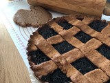 Crostata integrale con marmellata di prugne