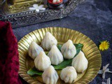 Ellu Kozhukattai | Sesame Seeds Modak