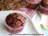 Super Easy and Super Soft, Moist Chocolate Banana Muffin