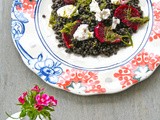 Beluga lentil salad with goat cheese, beetroot and a dill vinaigrette - Σαλάτα με φακές beluga, κατσικίσιο τυρί, παντάρια και vinaigrette σχοινόπρασου