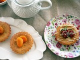 Breakfast with pistachio tartlets - Πρωινό με τάρτες από φιστίκι