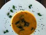 Carrot and ginger soup with crouton from carob and flax seed flour bread - Καροτόσουπα με τζίντζερ με κρουτόν από ψωμί με χαρουπάλευρο και αλεύρι λιναρόσπορου