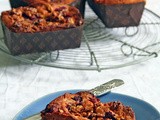 Rasberry cakes with crunchy walnut topping - Κέικ με σμέουρα και topping από καρύδια