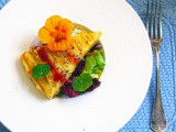 Salad with edible flowers and herbed polenta - Σαλάτα με βρώσιμα λουλούδια καπουτσίνου και τραγανή πολέντα αρωματισμένη
