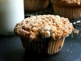 Blueberry streusel muffins