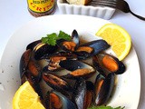 Mussels in Garlic Wine Butter