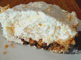 No Bake Pineapple Fluff Pie