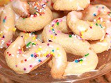 Venetian Cookies s-Shaped Cookies