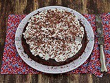 Čokoladna torta s chantilly kremom