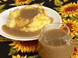 Easy Turkey Gravy (with or without Drippings)
