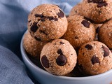 Choc Chip Banana Bread Bliss Balls