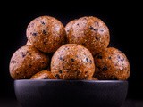 Christmas Cake Bliss Balls