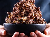 Quick and Easy Chocolate Popcorn