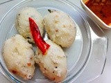 Arisi Upma Kozhakattai  ( Steamed rice dumplings )