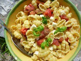 Pasta with Tomato Mozzarella and Basil