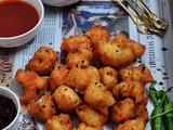 Medu Bonda – Spicy Black Gram Fritters