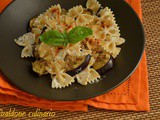 Farfalle integrali con melanzane saporite