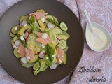 Insalata con trota salmonata e avocado