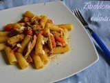 Pasta al pomodoro con sgombro, zenzero e mandorle