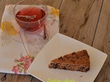 Torta di pane, amaretti e cioccolato